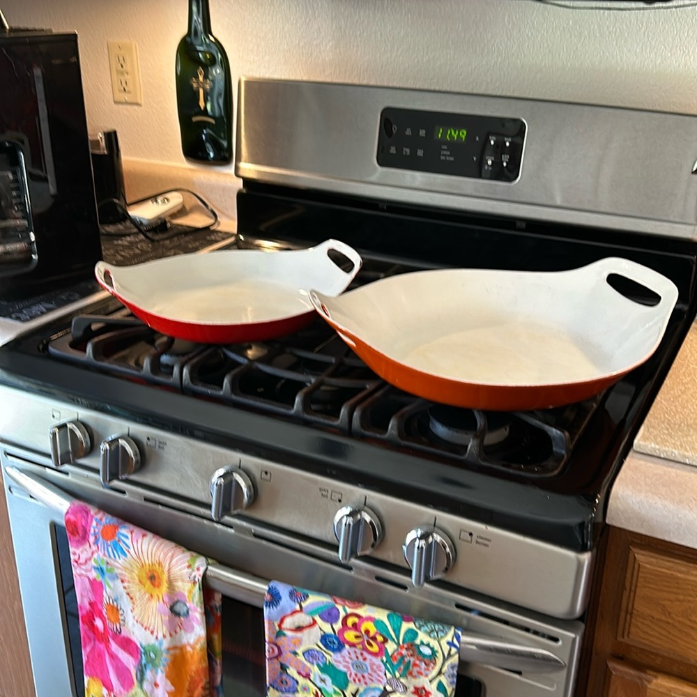 Copco vintage cast iron paella cookware great condition. 2 pieces.